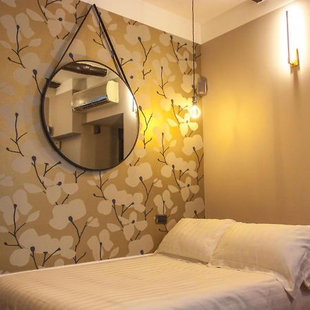 Relais Santa Chiara Apartman Nápoly Kültér fotó