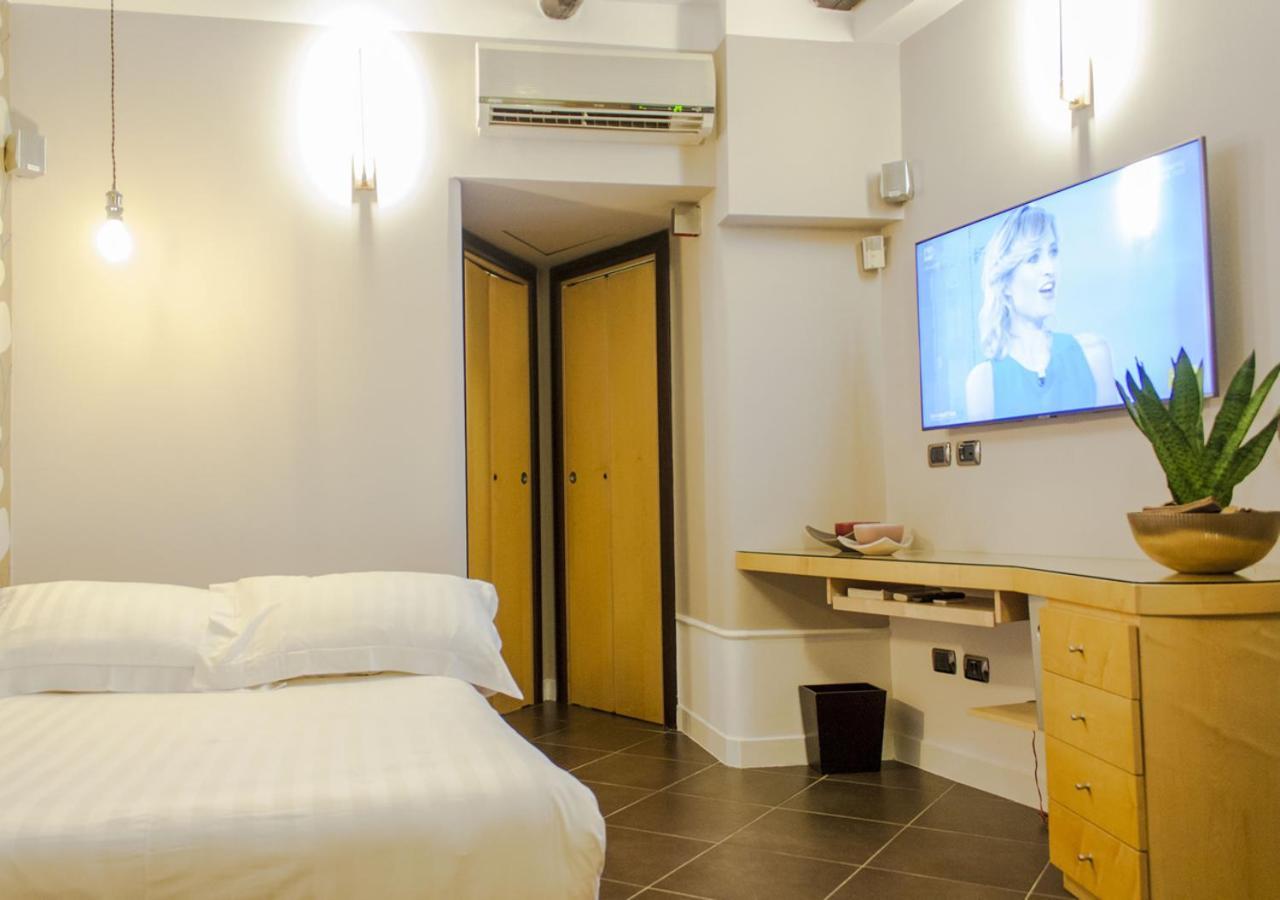 Relais Santa Chiara Apartman Nápoly Kültér fotó